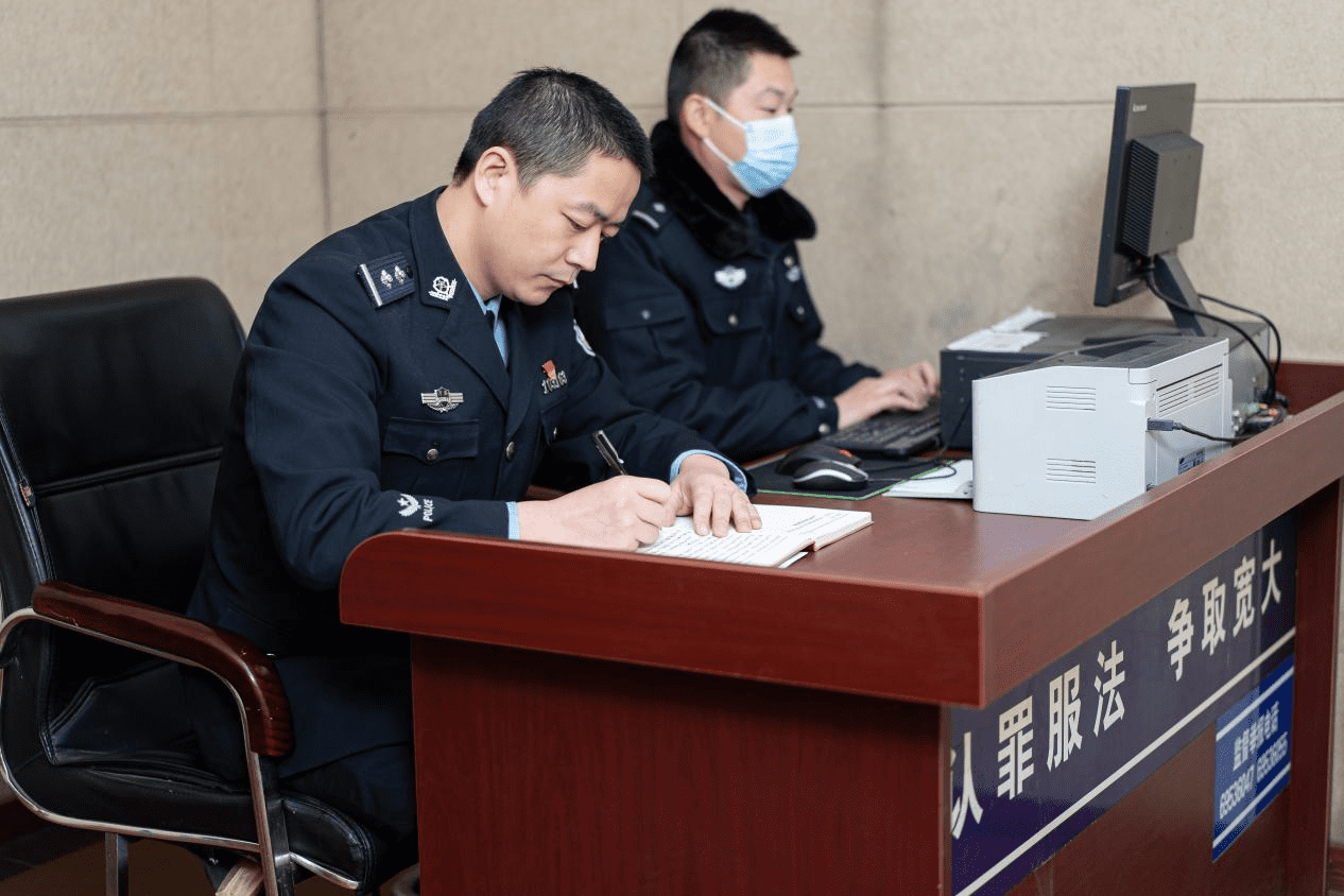 巩义市公安局民警刘辉：反诈战线上的“尖兵”