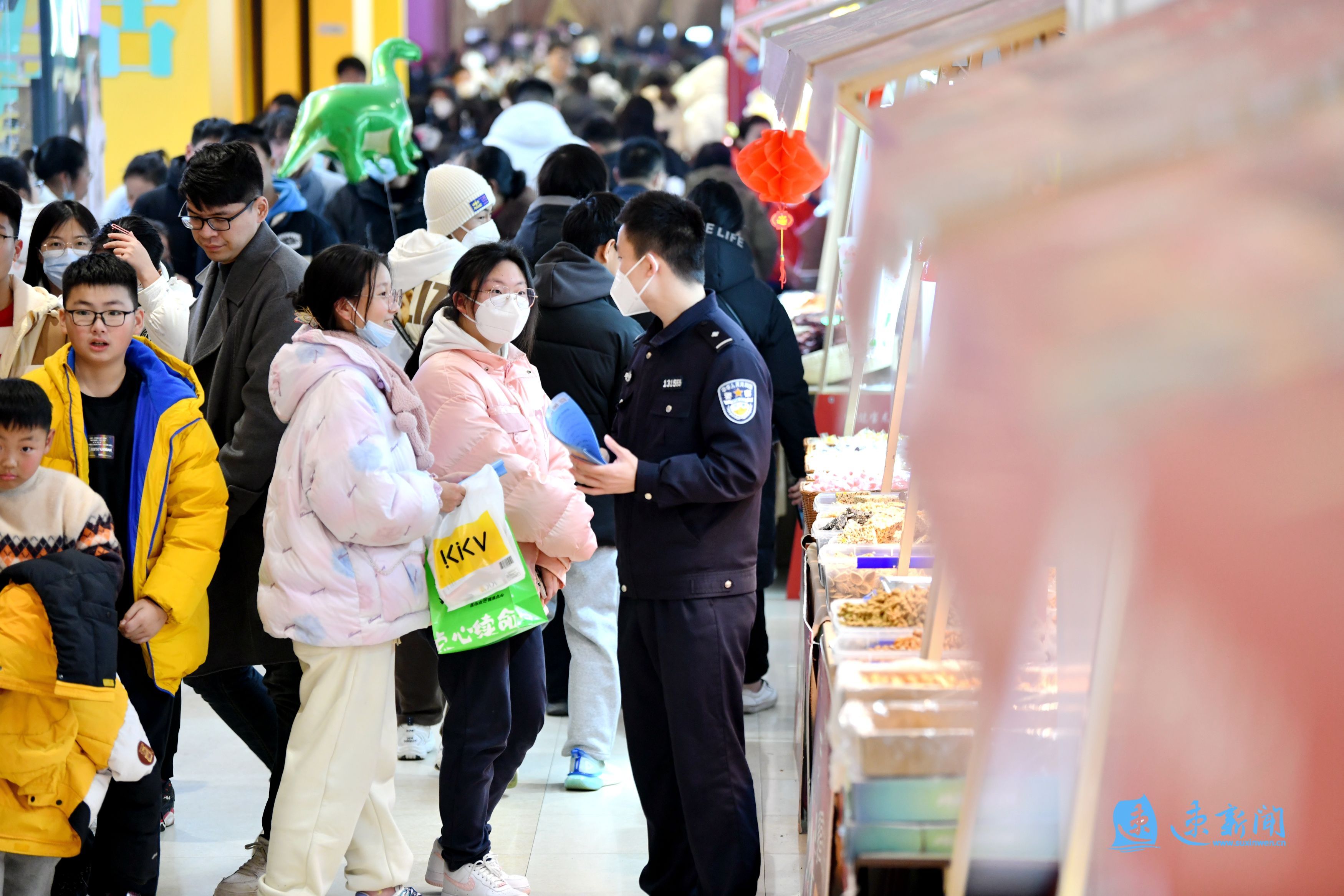宿迁市公安局宿城分局富康路派出所春节开展防诈骗宣传活动 让老百姓开心过大年